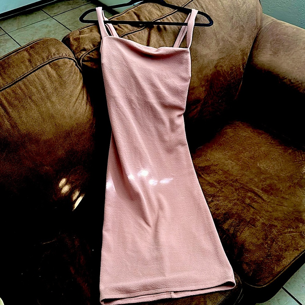 Pink knee textured length dress